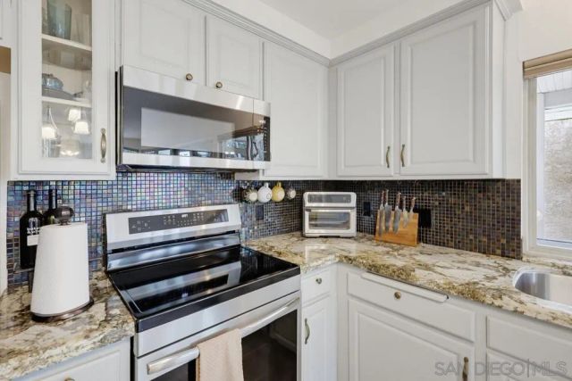 10639 Escobar Dr, San Diego, CA 92124
