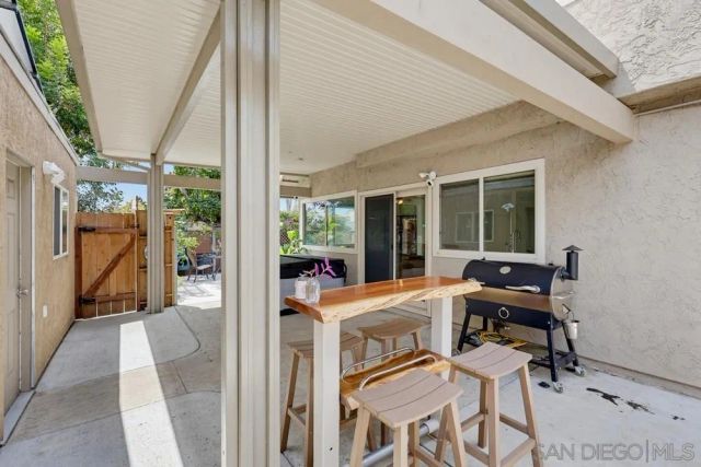 10639 Escobar Dr, San Diego, CA 92124