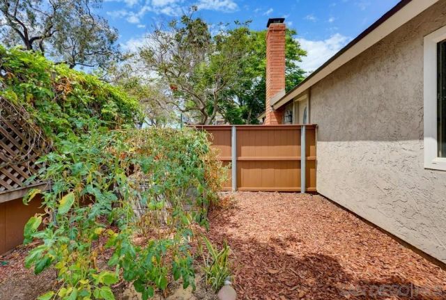 10639 Escobar Dr, San Diego, CA 92124