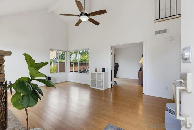 10639 Escobar Dr, San Diego, CA 92124