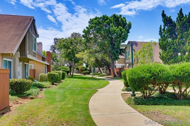 10639 Escobar Dr, San Diego, CA 92124