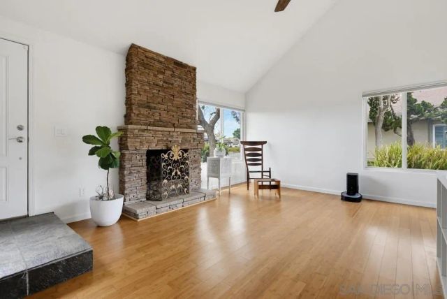 10639 Escobar Dr, San Diego, CA 92124