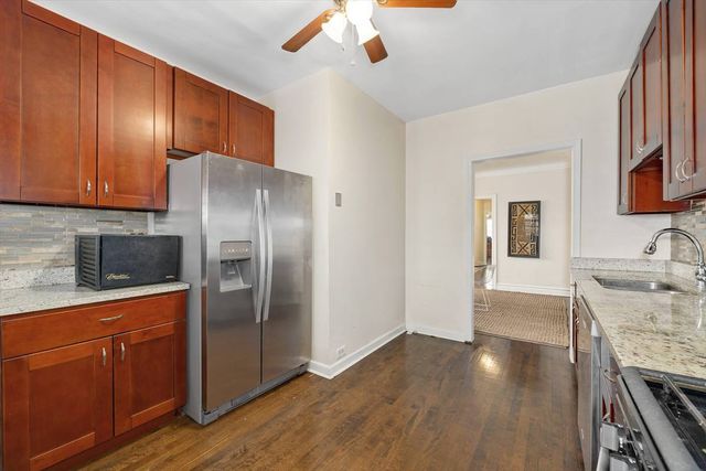 3615 N Sawyer Avenue 1, Chicago, IL 60618