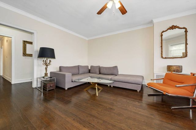 3615 N Sawyer Avenue 1, Chicago, IL 60618