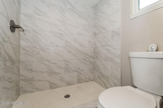 8371 POINTER Drive N, Jacksonville, FL 32221