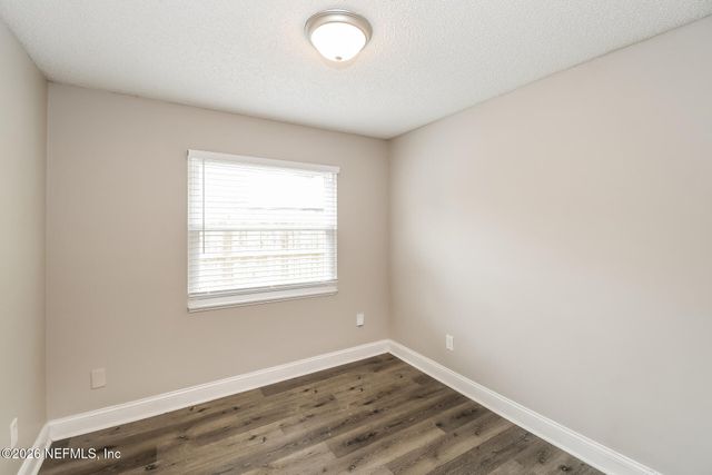 8371 POINTER Drive N, Jacksonville, FL 32221