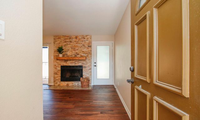 3500 Tangle Brush Drive 138, The Woodlands, TX 77381