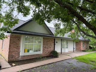 1101 N Atkins Drive, Celeste, TX 75423