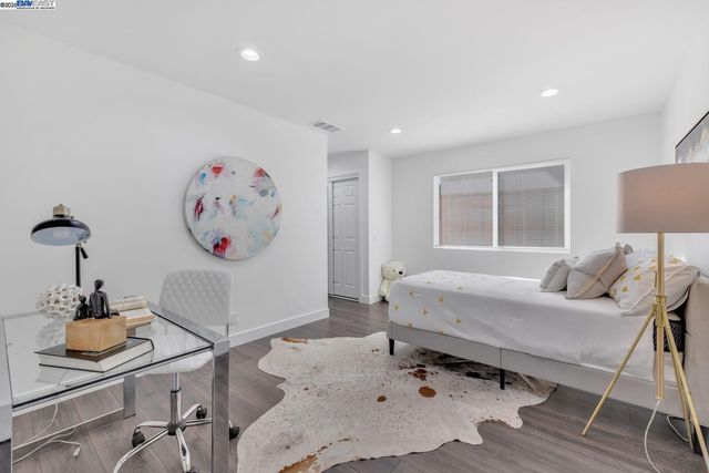 2834 White Acres Dr, San Jose, CA 95148