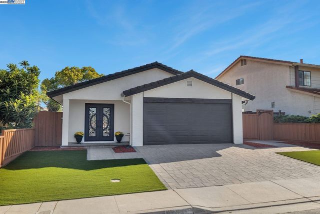 2834 White Acres Dr, San Jose, CA 95148