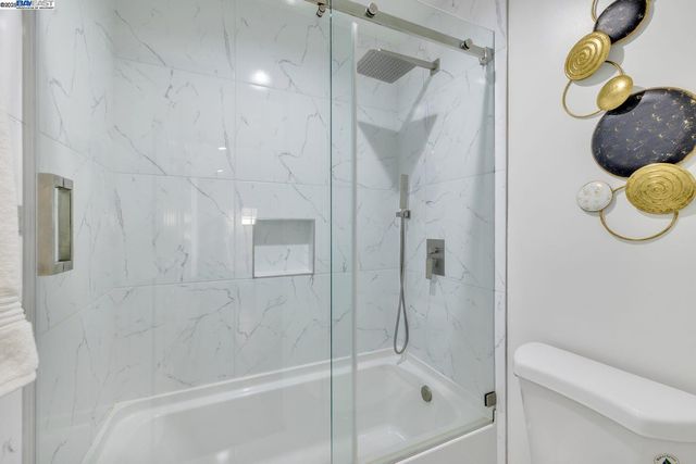 2834 White Acres Dr, San Jose, CA 95148