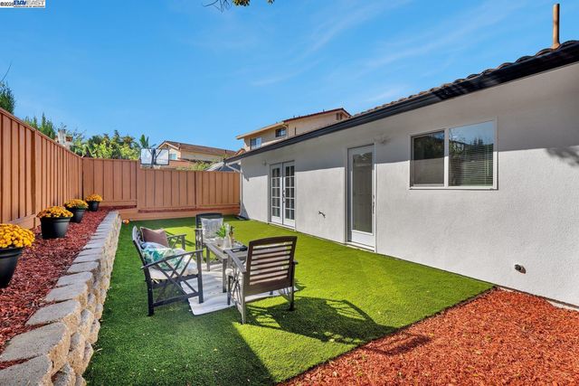 2834 White Acres Dr, San Jose, CA 95148