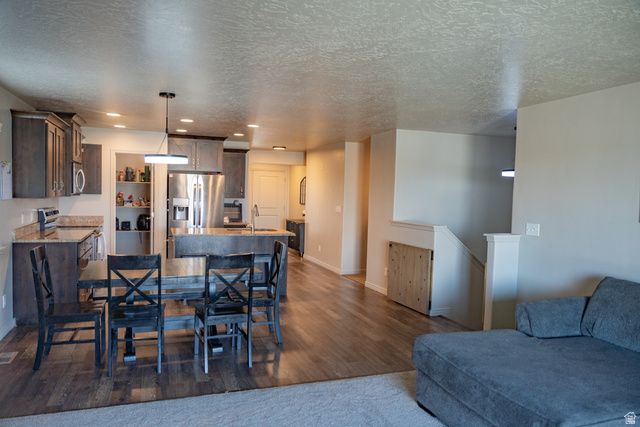 417 SLATE DR, Santaquin, UT 84655