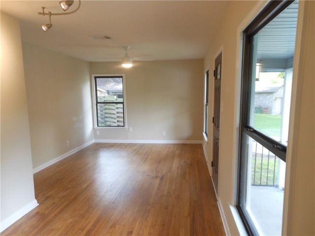 4615 Banister LN, Austin, TX 78745