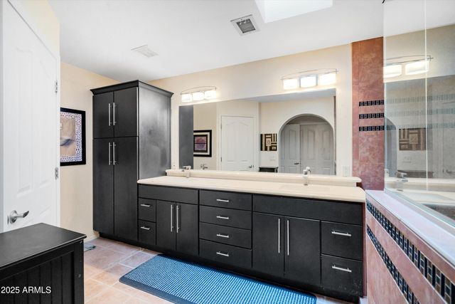 26629 S NOTTINGHAM Court 23, Sun Lakes, AZ 85248