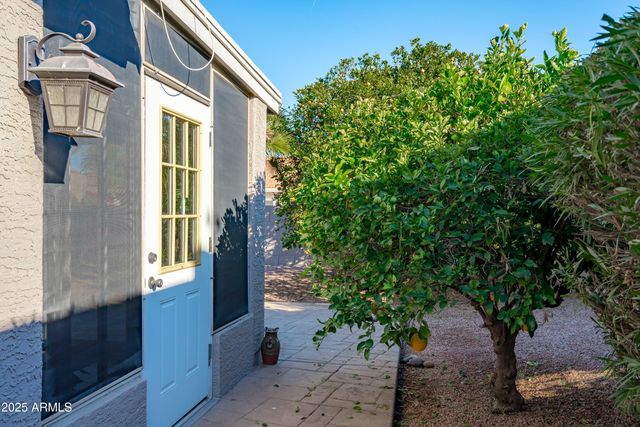 26629 S NOTTINGHAM Court 23, Sun Lakes, AZ 85248