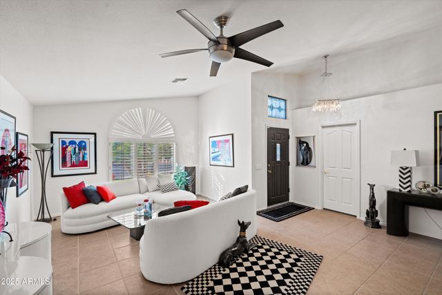 26629 S NOTTINGHAM Court 23, Sun Lakes, AZ 85248