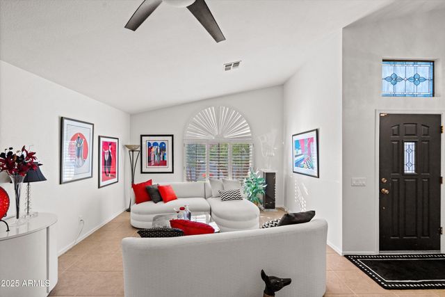 26629 S NOTTINGHAM Court 23, Sun Lakes, AZ 85248