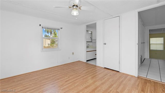 111 Grassy Key LN, Naples, FL 34114