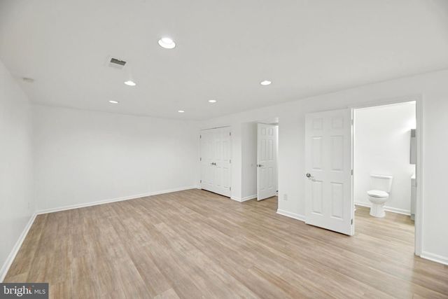 111 CONNEMARA DR, Sterling, VA 20164