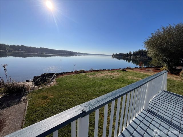 18220 E State Route 3, Allyn, WA 98524