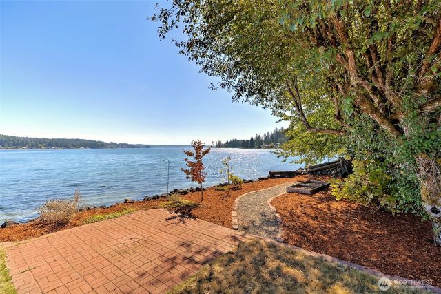 18220 E State Route 3, Allyn, WA 98524