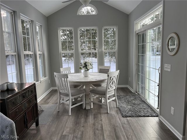 33299 Ambleside Drive, Avon Lake, OH 44012