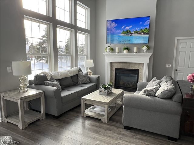 33299 Ambleside Drive, Avon Lake, OH 44012