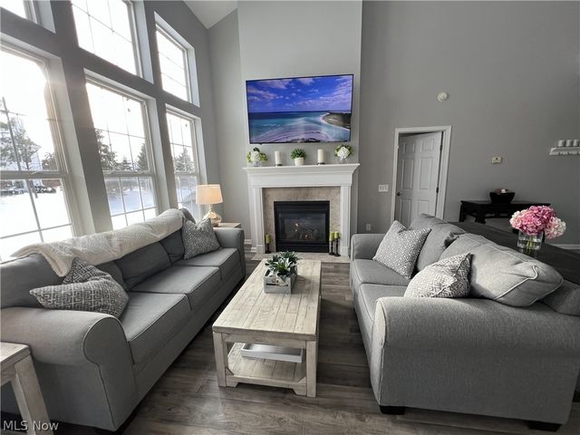 33299 Ambleside Drive, Avon Lake, OH 44012