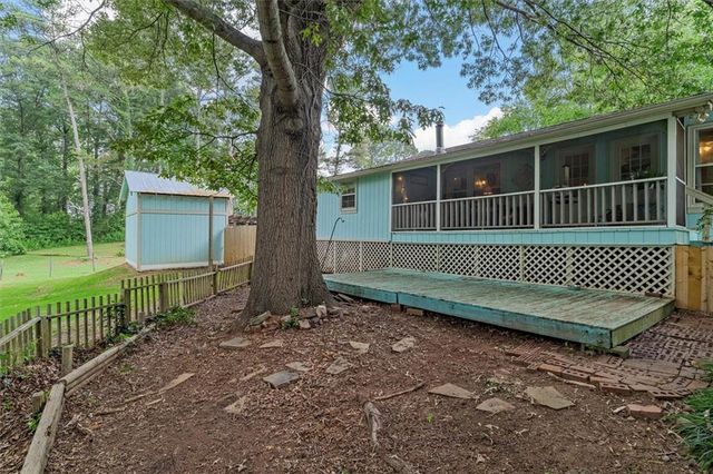8669 Davis Street, Braselton, GA 30517