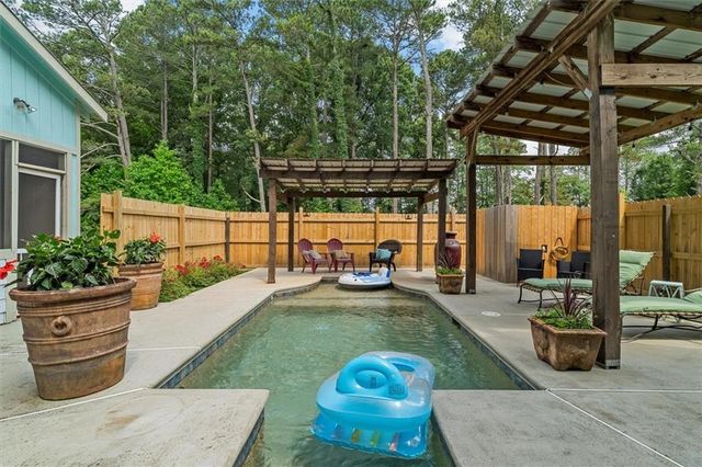 8669 Davis Street, Braselton, GA 30517