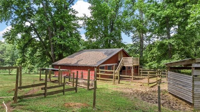 8669 Davis Street, Braselton, GA 30517