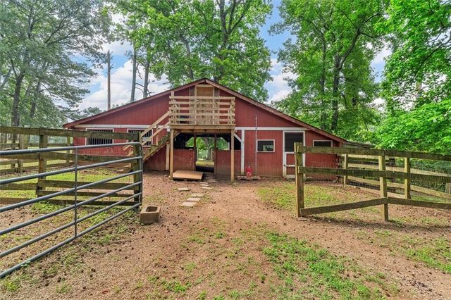 8669 Davis Street, Braselton, GA 30517