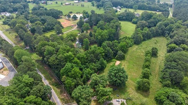 8669 Davis Street, Braselton, GA 30517