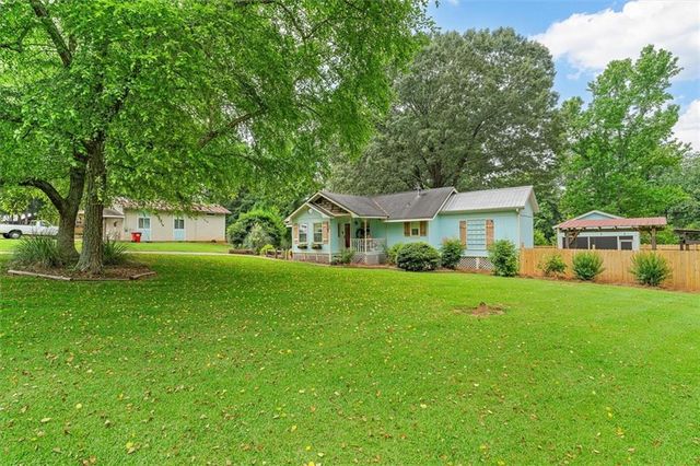 8669 Davis Street, Braselton, GA 30517
