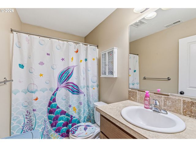 4116 Ne 50TH Cir, Vancouver, WA 98661