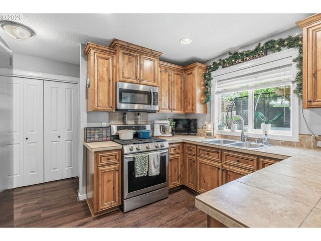 4116 Ne 50TH Cir, Vancouver, WA 98661