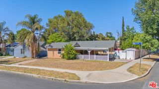 17503 Runnymede Street, Lake Balboa, CA 91406