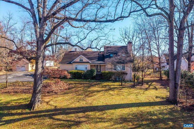 989 & 991 CROZET AVE, Crozet, VA 22932