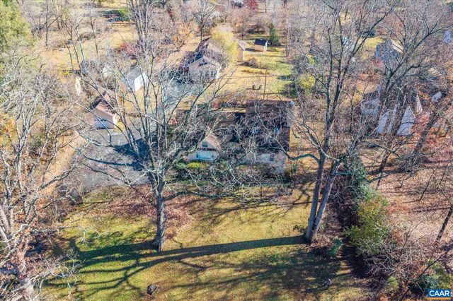 989 & 991 CROZET AVE, Crozet, VA 22932