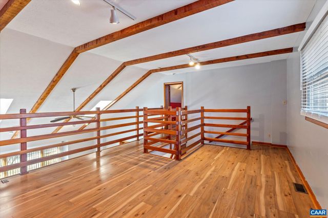 989 & 991 CROZET AVE, Crozet, VA 22932