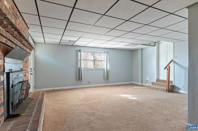 989 & 991 CROZET AVE, Crozet, VA 22932