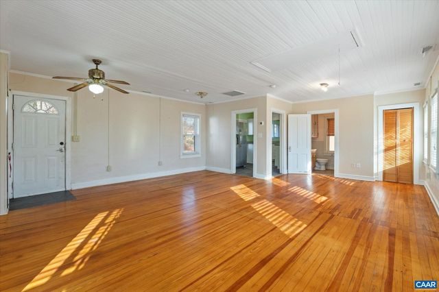 989 & 991 CROZET AVE, Crozet, VA 22932