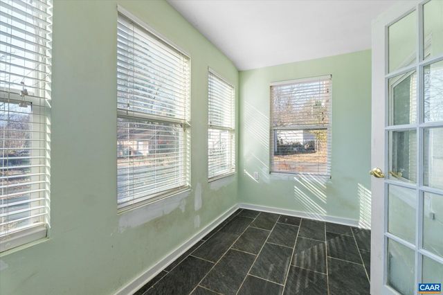 989 & 991 CROZET AVE, Crozet, VA 22932