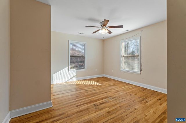 989 & 991 CROZET AVE, Crozet, VA 22932