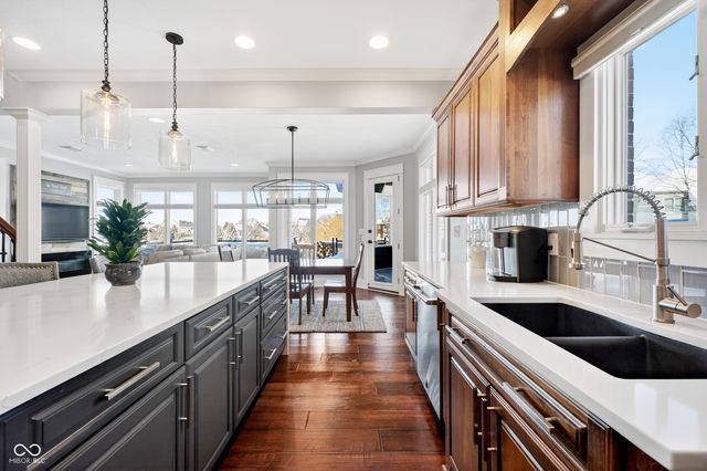 10219 Springstone Road, Fishers, IN 46055