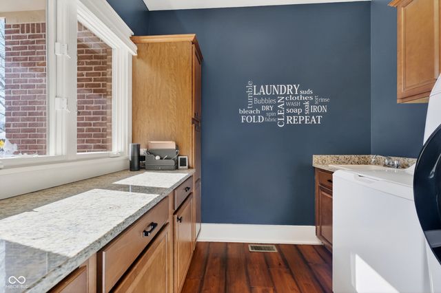 10219 Springstone Road, Fishers, IN 46055