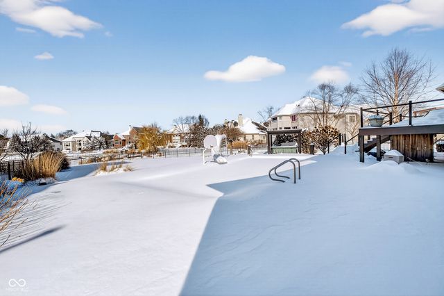 10219 Springstone Road, Fishers, IN 46055