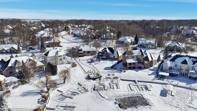 10219 Springstone Road, Fishers, IN 46055