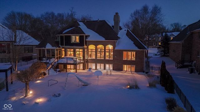 10219 Springstone Road, Fishers, IN 46055